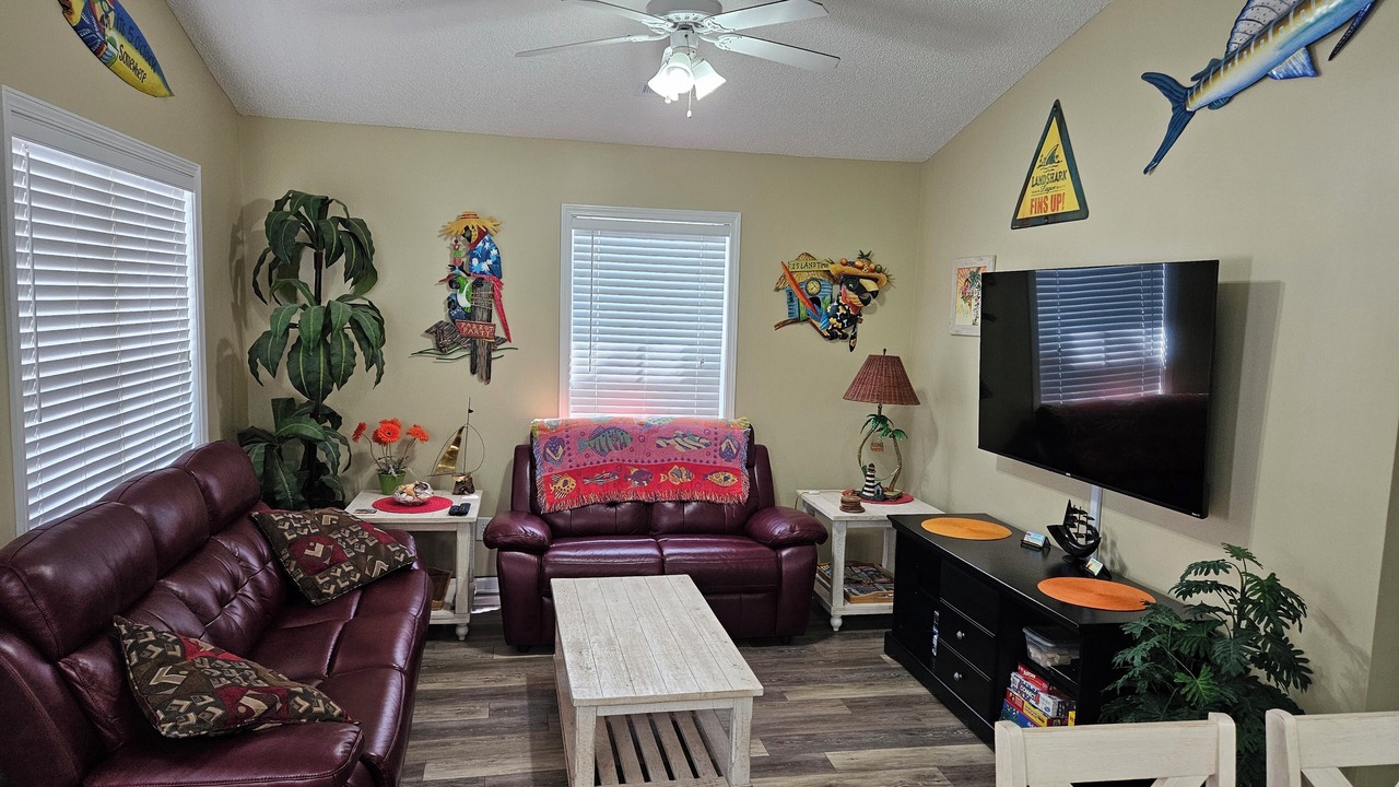 Photo of Livingroom in Surfside Beach