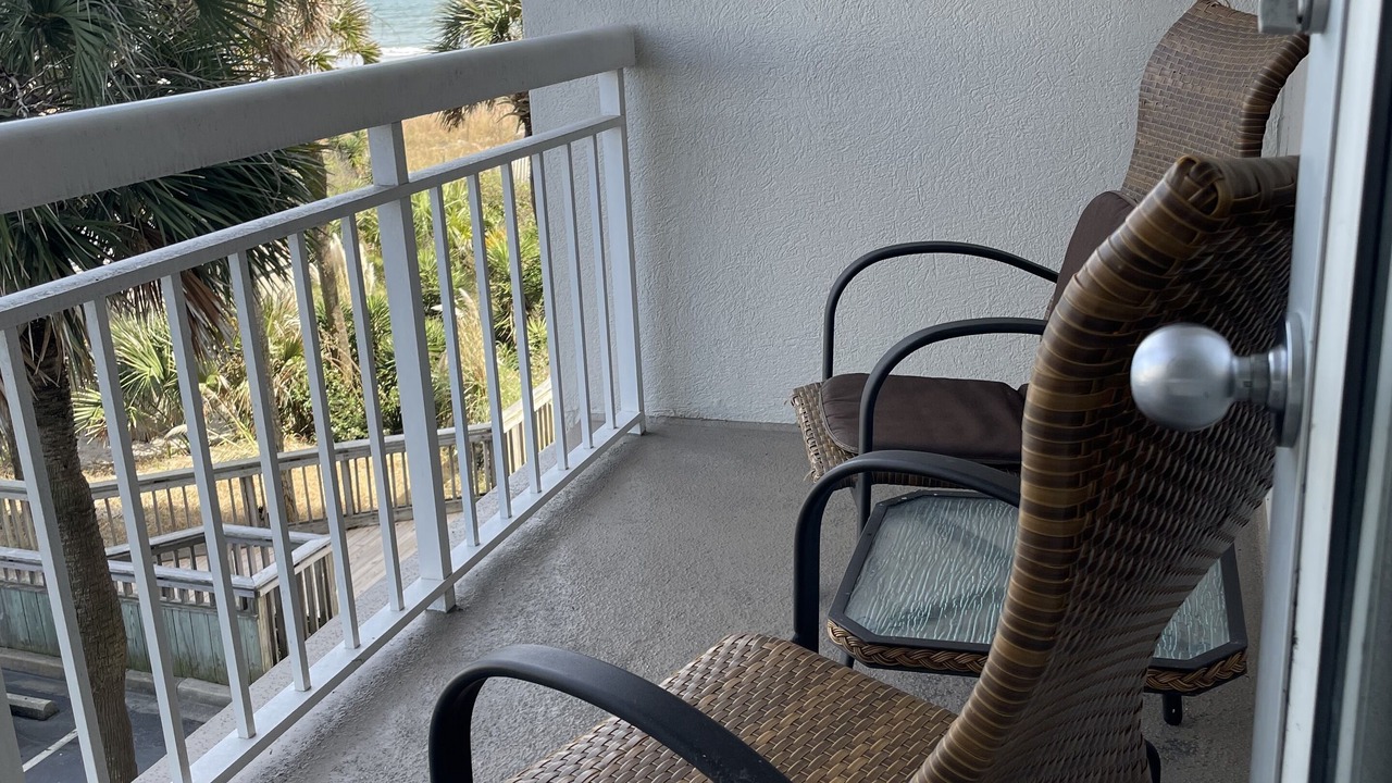 Photo of Patio Balcony in Arcadian Shores
