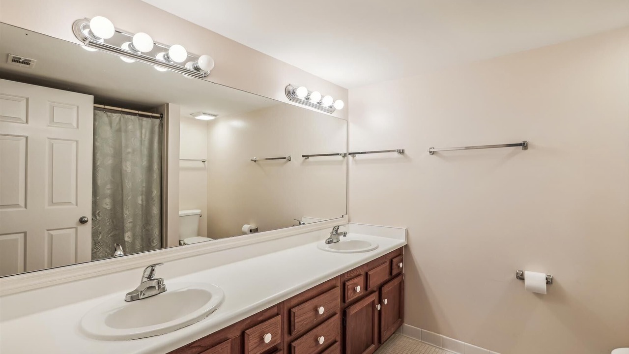Photo of Bathroom in South Beach