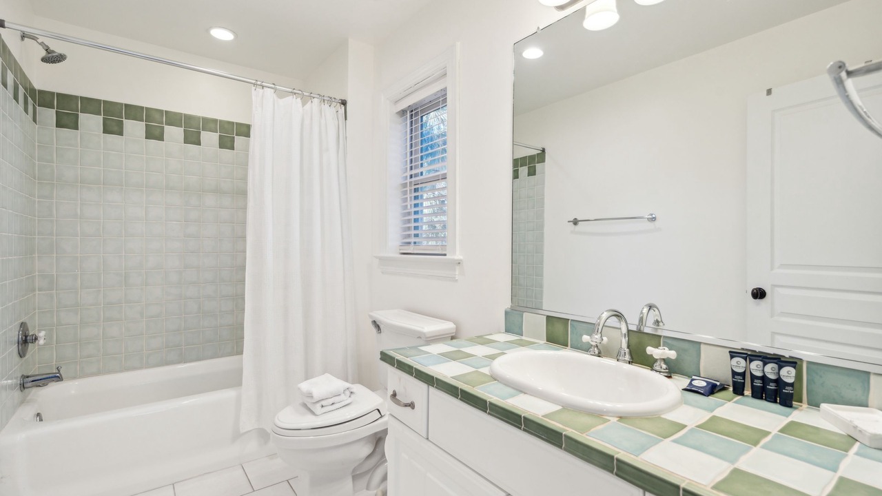 Photo of Bathroom in Sunset Point