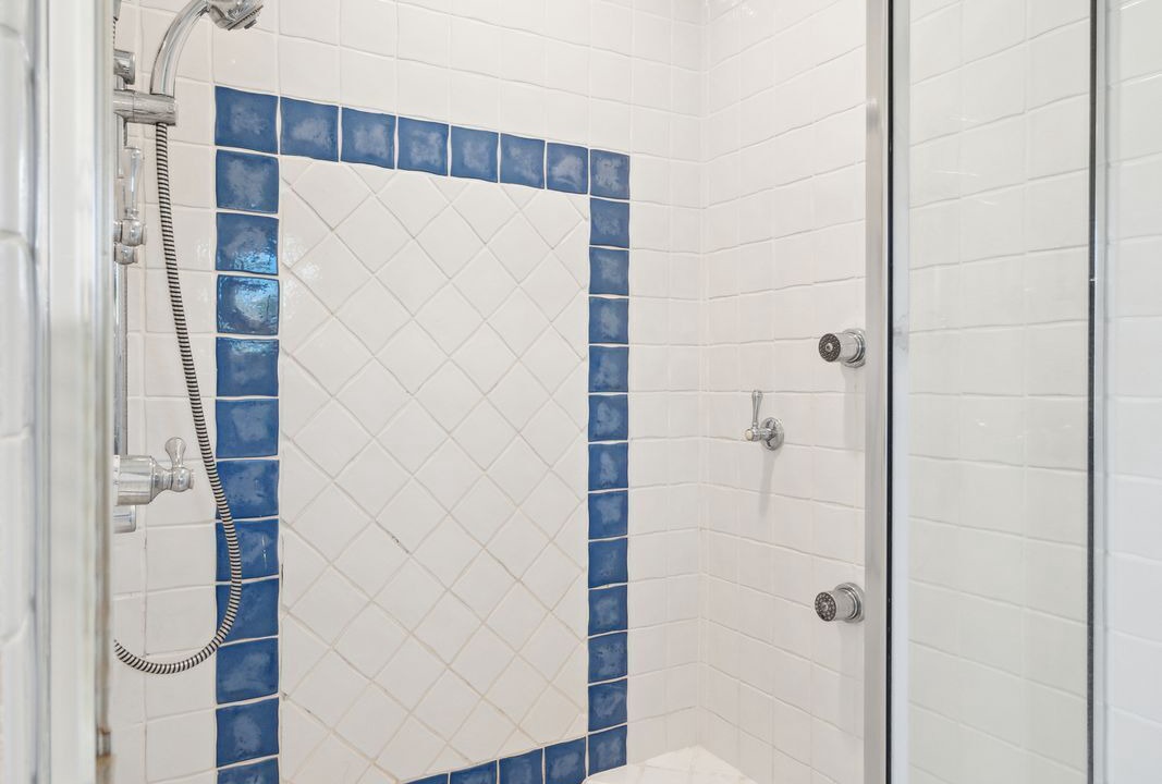 Photo of Bathroom in Sunset Point