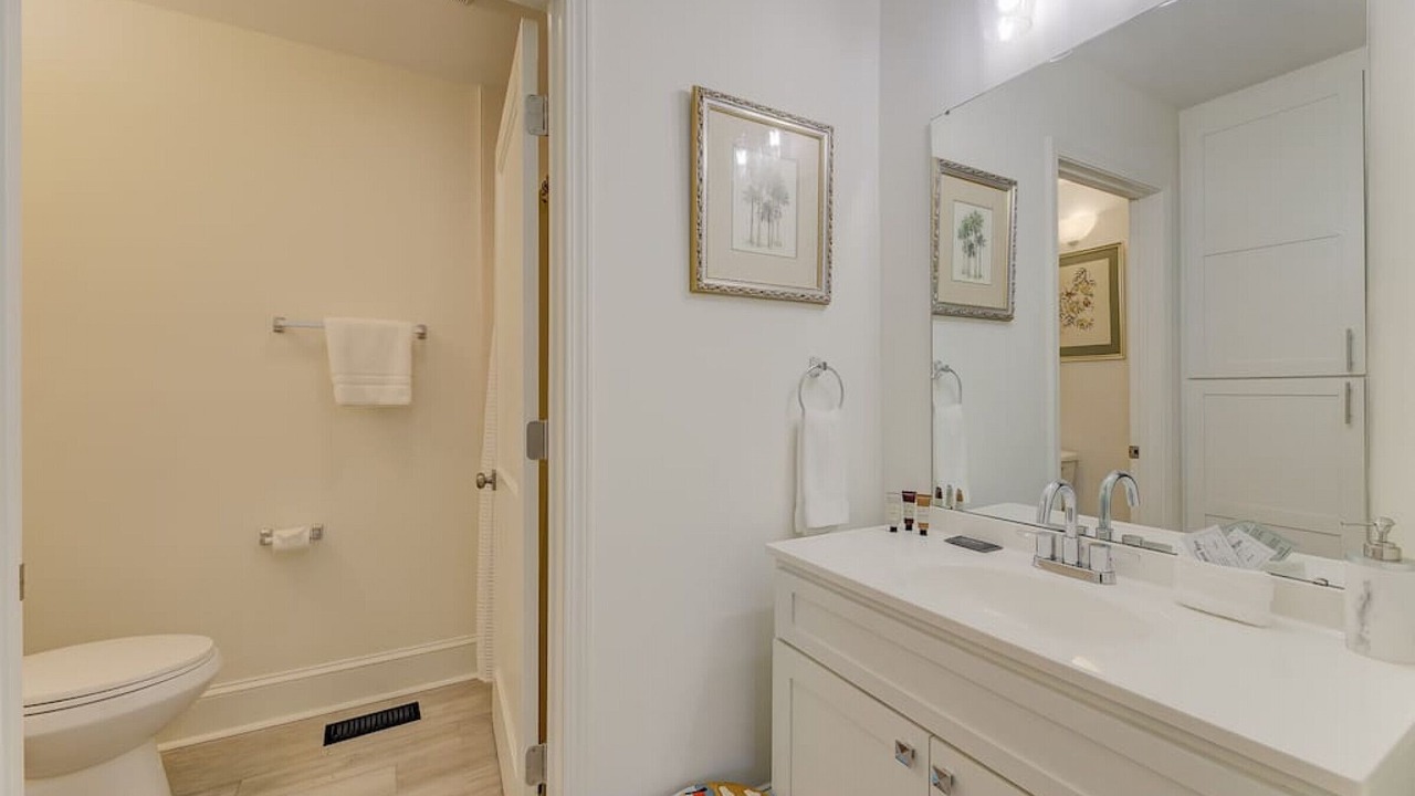 Photo of Bathroom in Rosewood