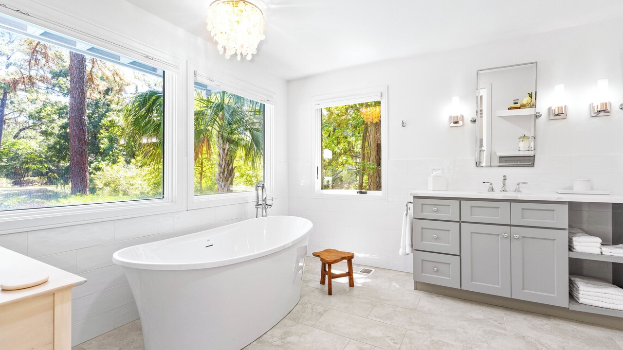 Photo of Bathroom in Heritage Woods