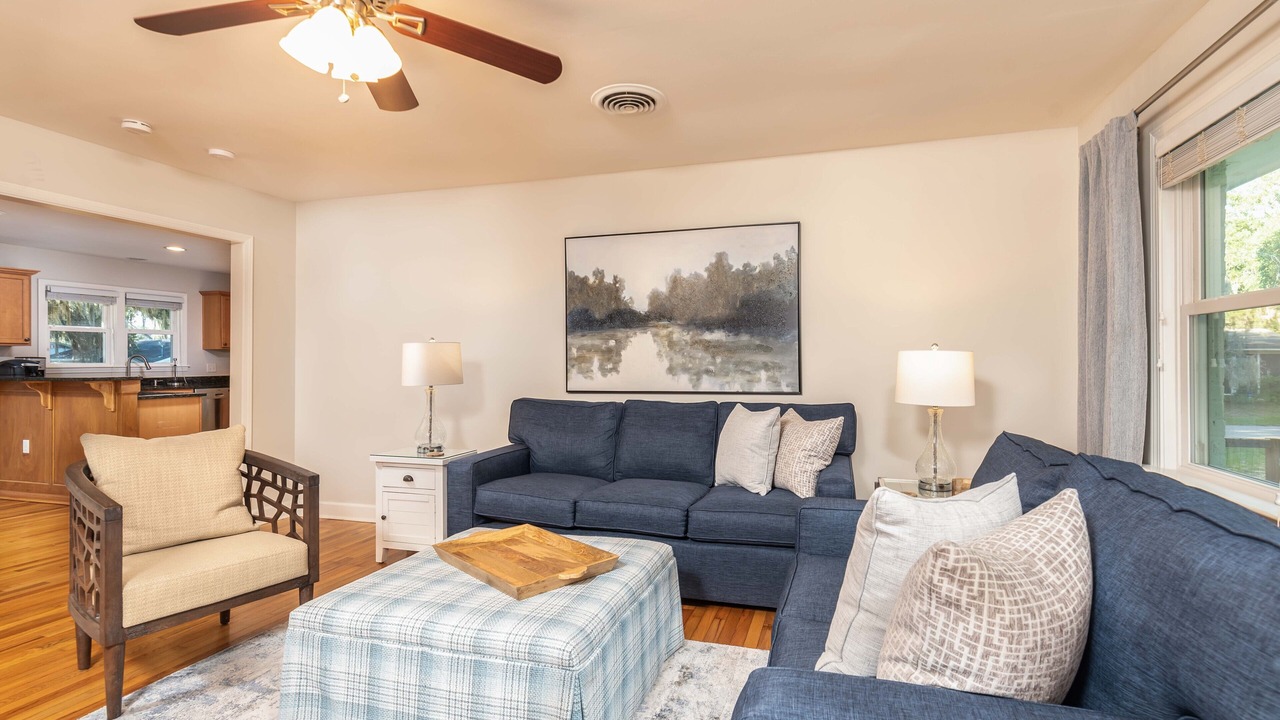 Photo of Livingroom in Pigeon Point