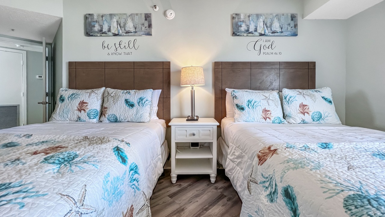 Photo of Bedroom in Arcadian Shores