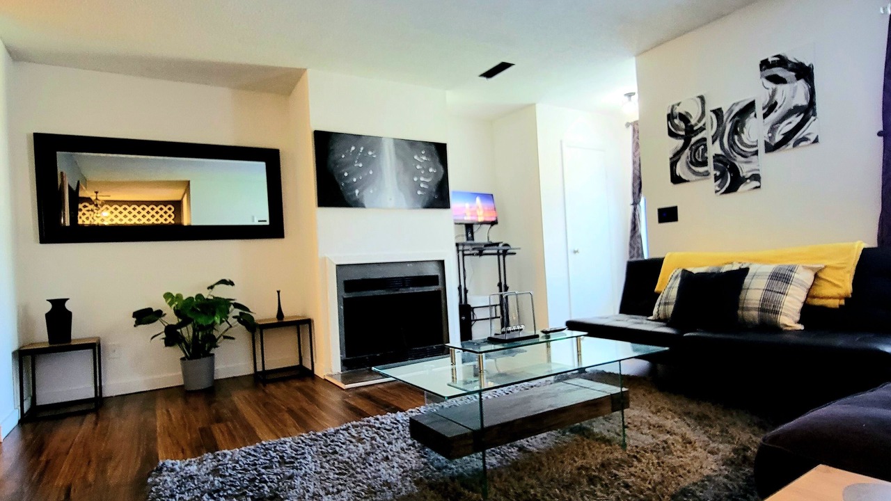 Photo of Livingroom in North Charleston