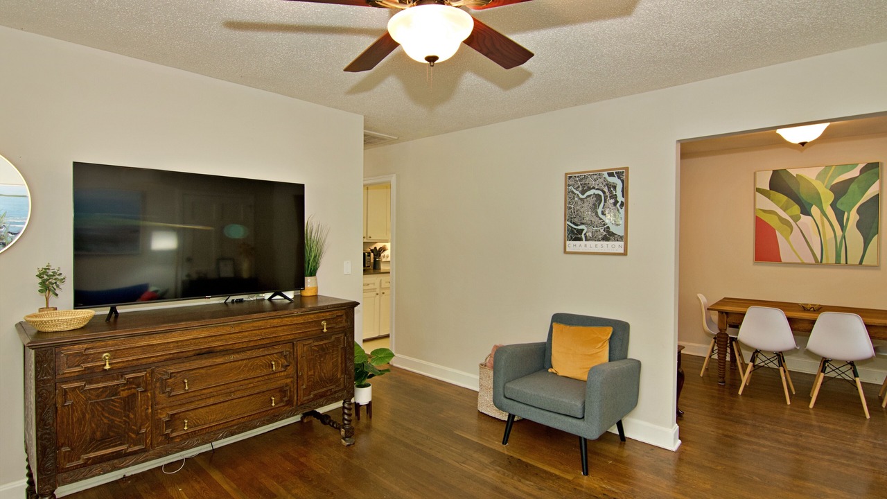 Photo of Livingroom in Charleston