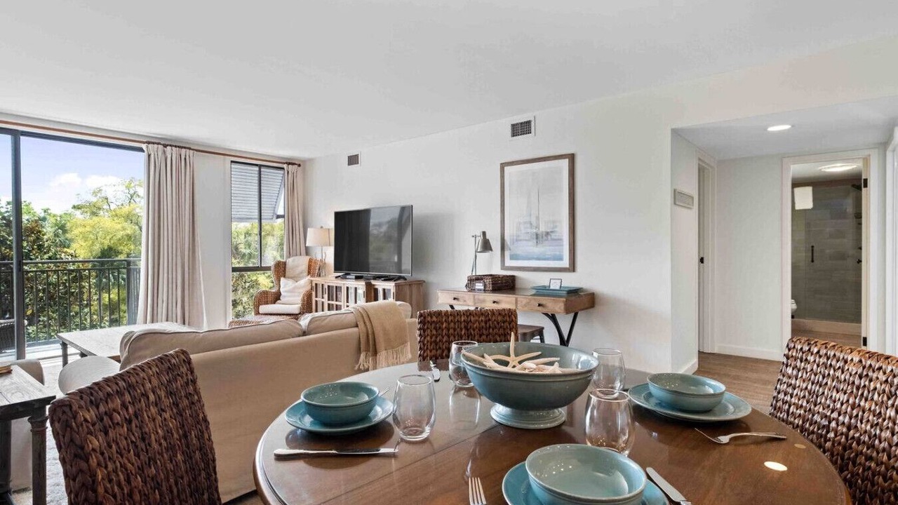Photo of Livingroom in Harbour Town