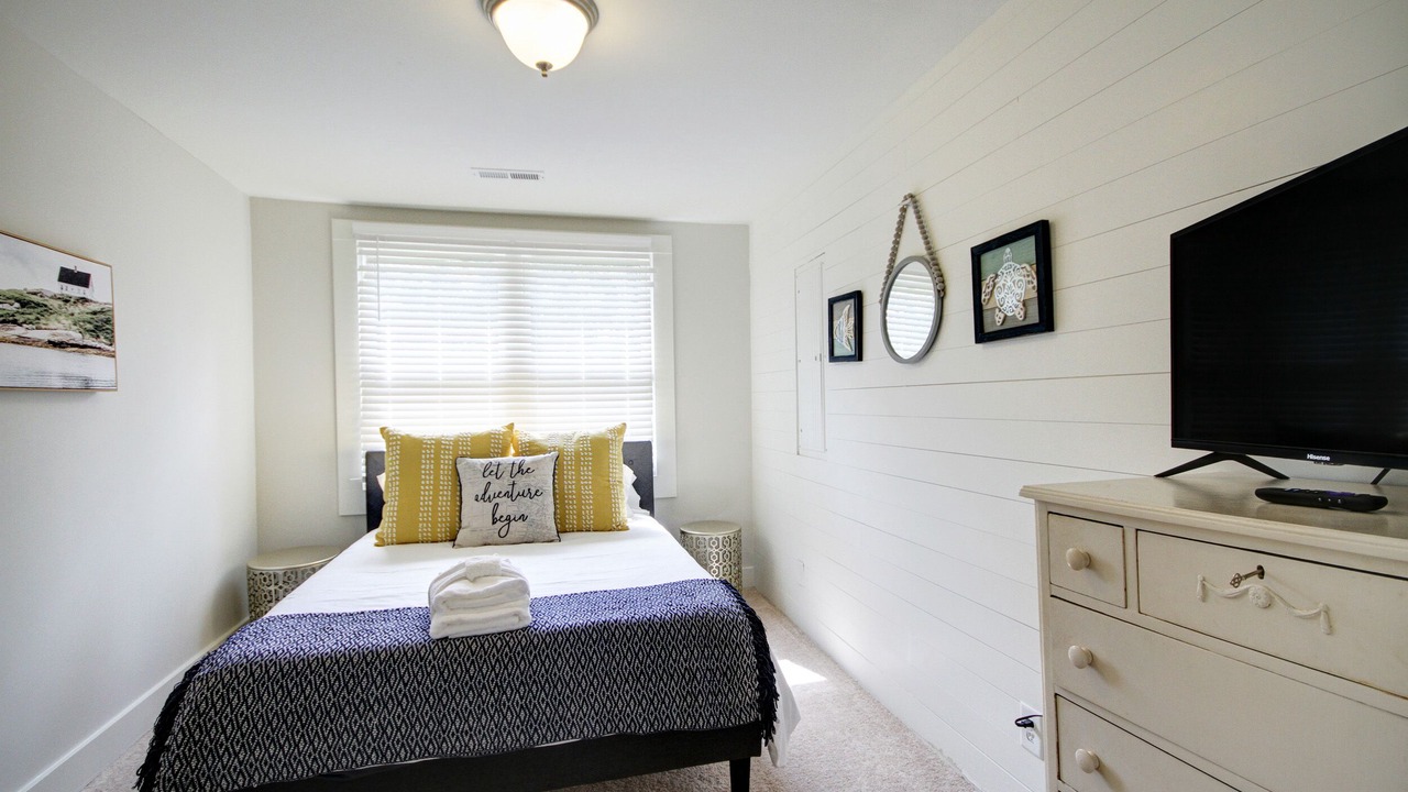 Photo of Bedroom in Charleston