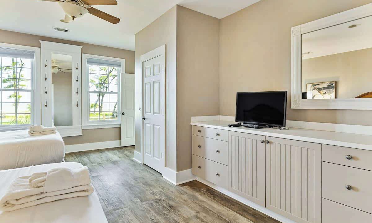 Photo of Bedroom in Melrose on the Beach