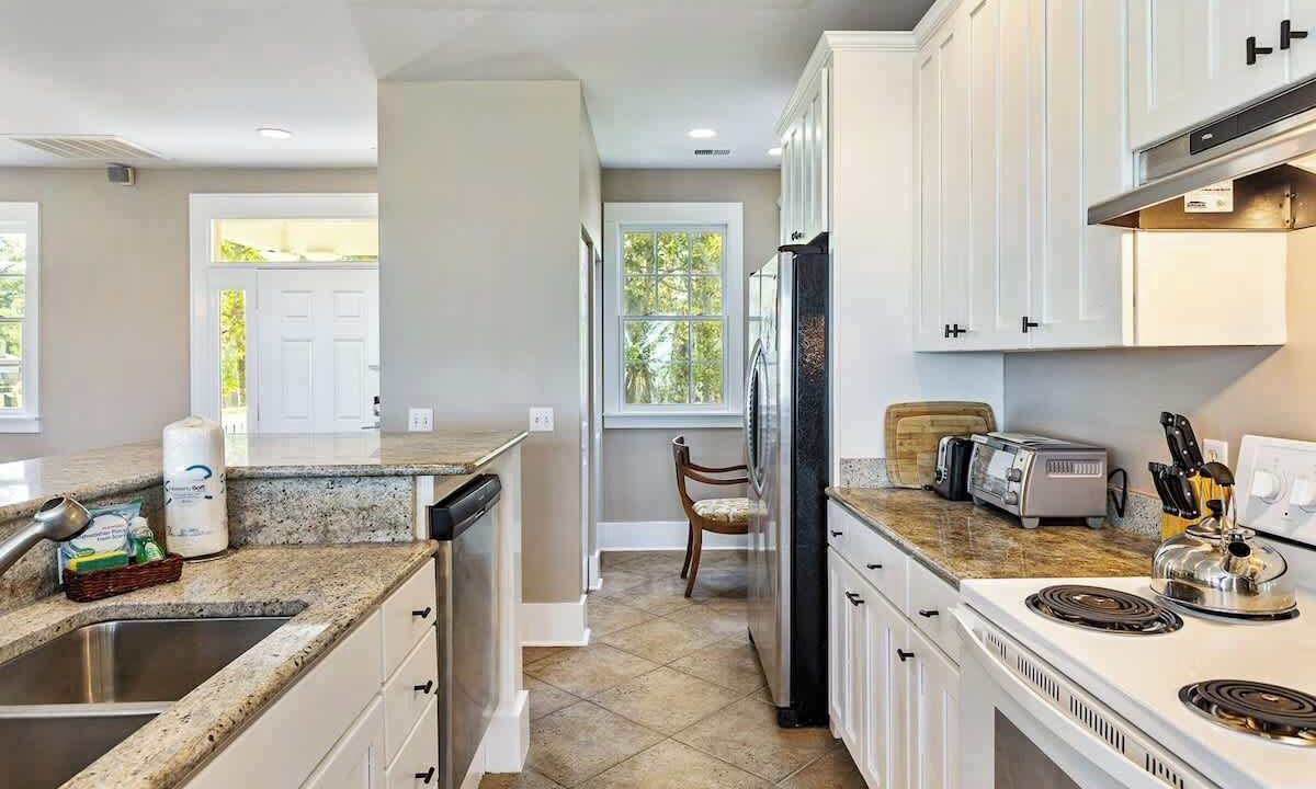 Photo of Kitchen in Melrose on the Beach