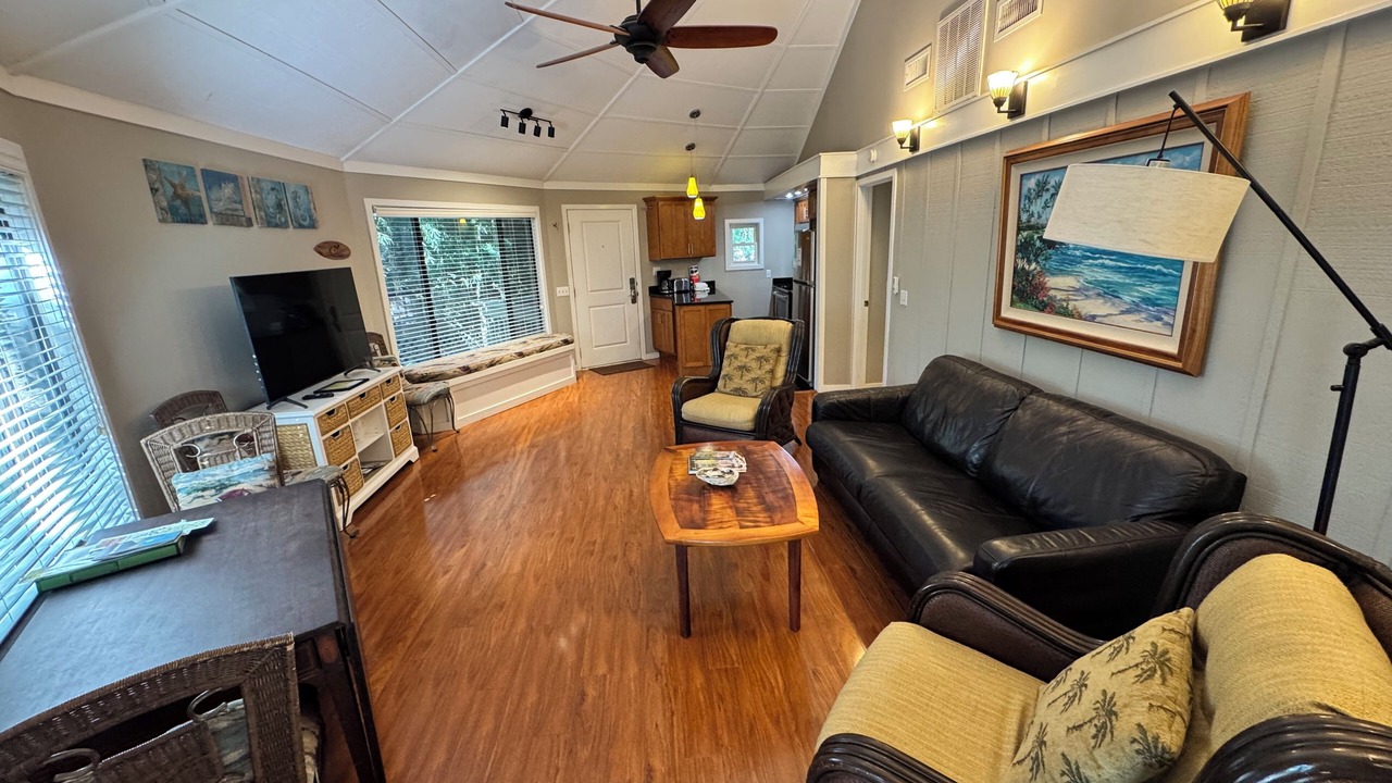 Photo of Livingroom in Night Heron