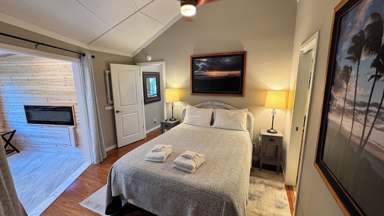 Photo of Bedroom in Night Heron