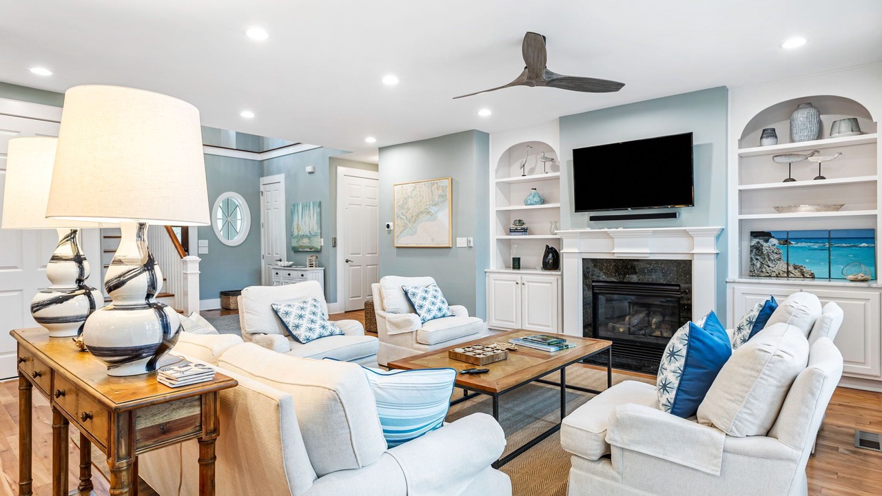 Photo of Livingroom in West Beach