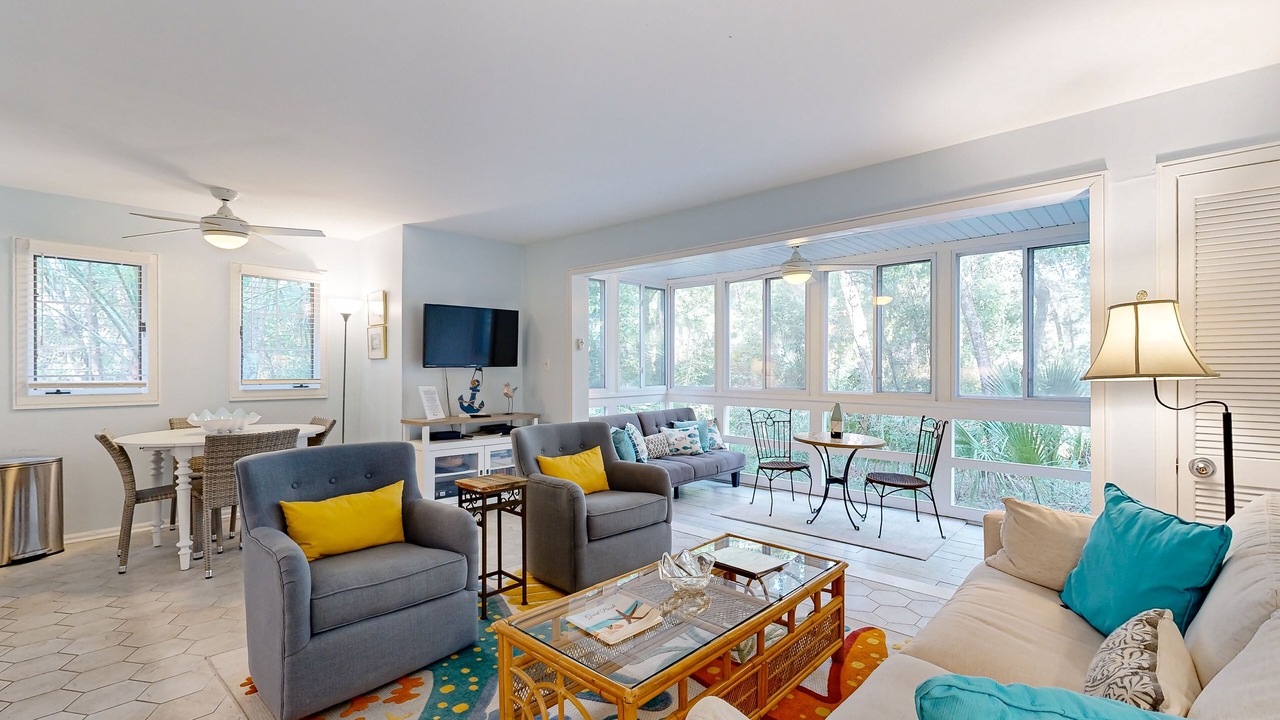 Photo of Livingroom in West Beach Village