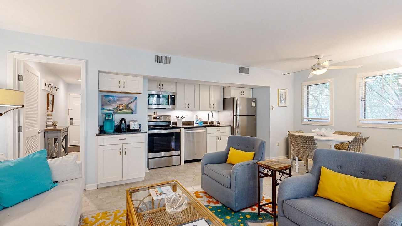 Photo of Livingroom in West Beach Village