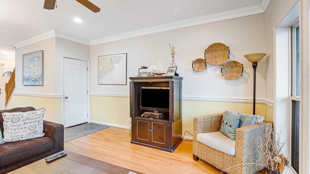 Photo of Livingroom in Waters Edge