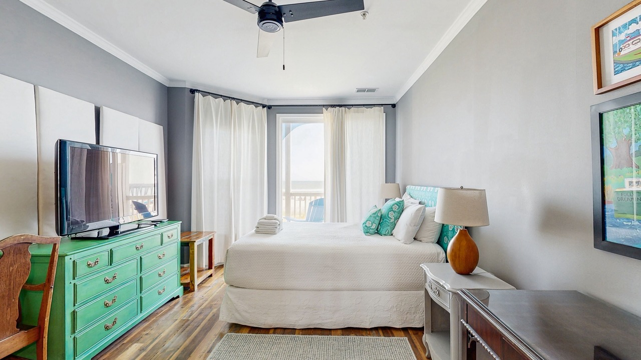 Photo of Bedroom in Folly Beach