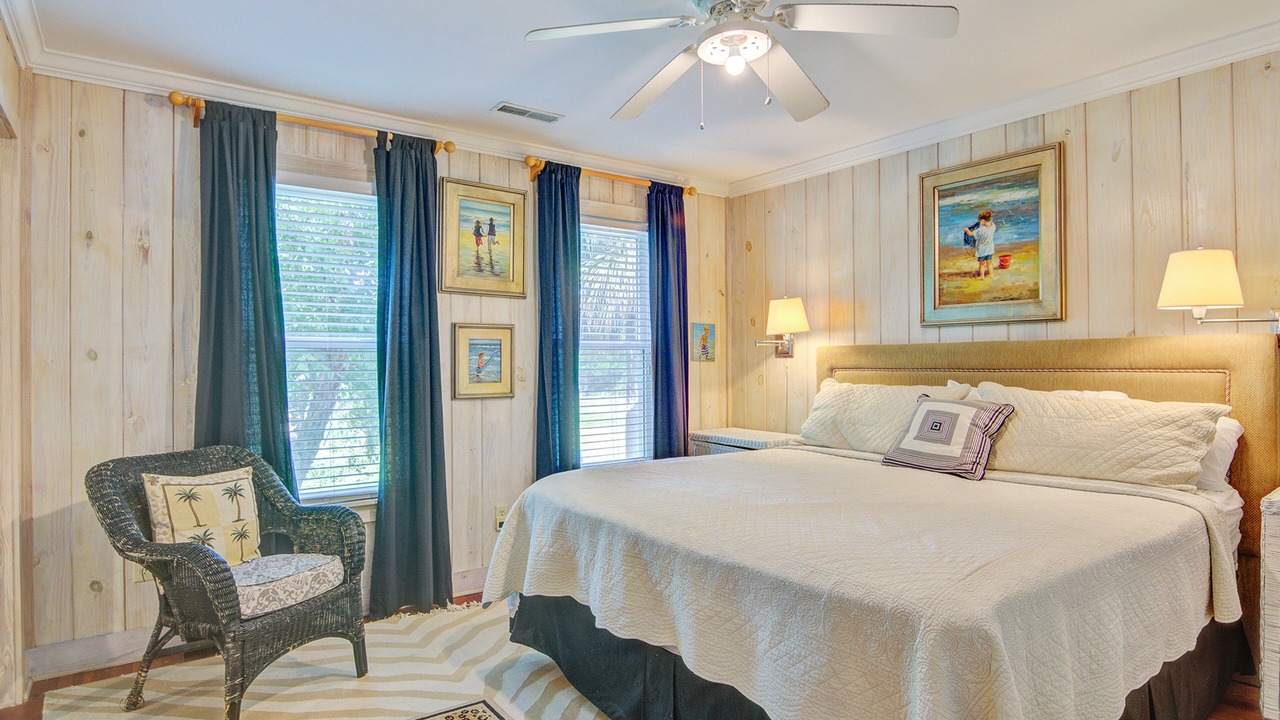 Photo of Bedroom in Sullivan's Island