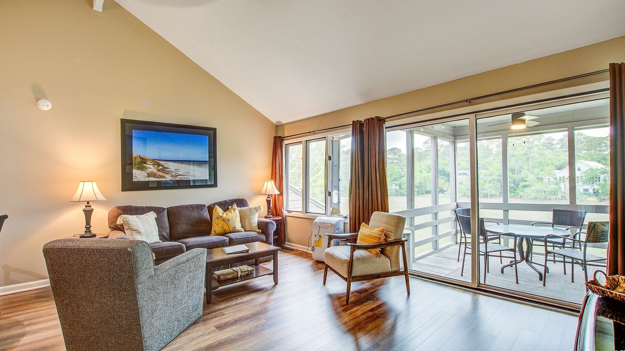 Photo of Livingroom in Seabrook Island