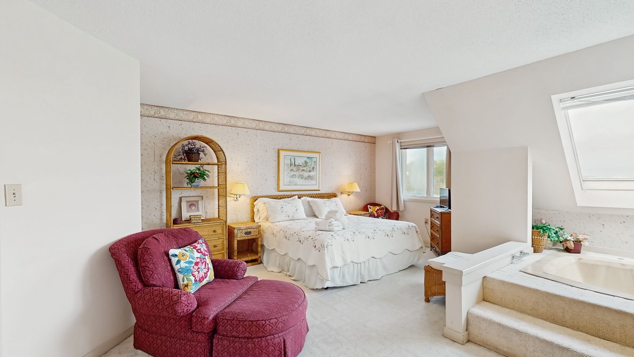 Photo of Bedroom in Shelter Cove