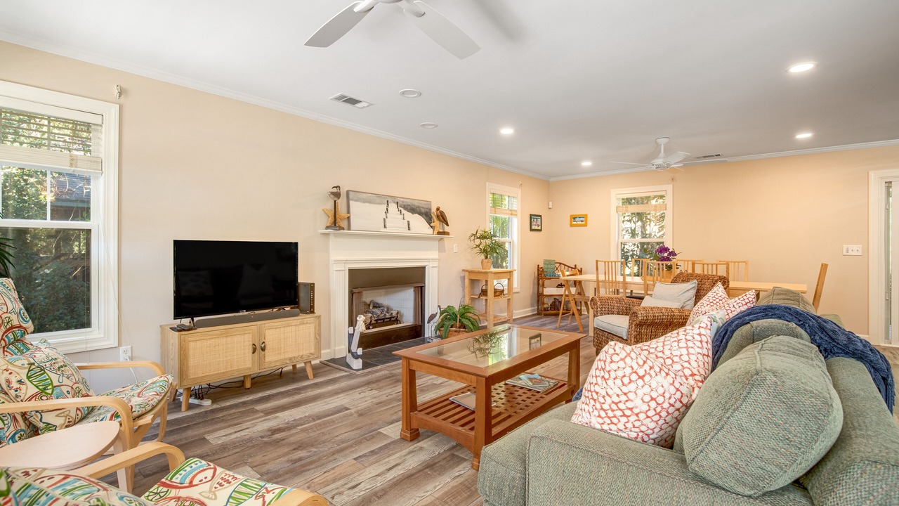 Photo of Livingroom in Sunset Point