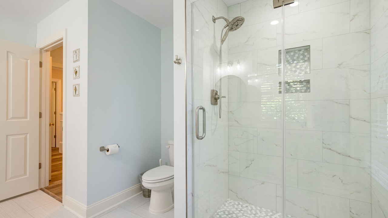 Photo of Bathroom in Sunset Point