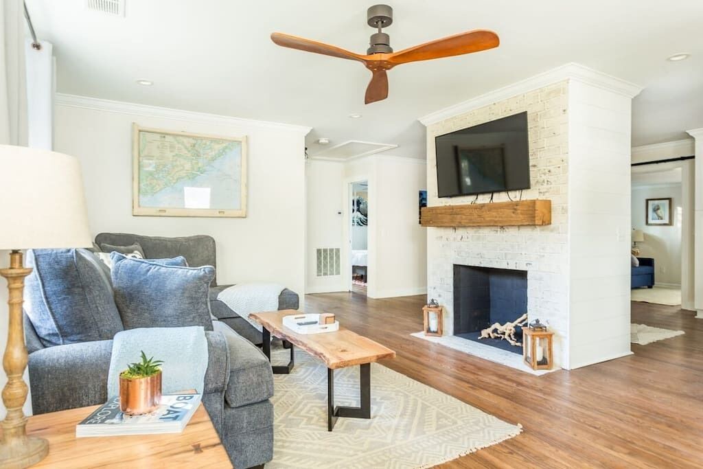 Photo of Livingroom in Riverland Terrace