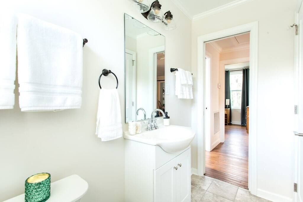 Photo of Bathroom in Riverland Terrace