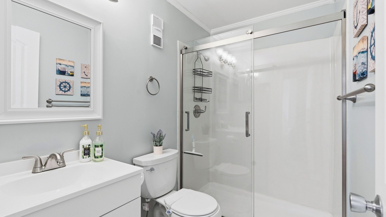 Photo of Bathroom in Windy Hill