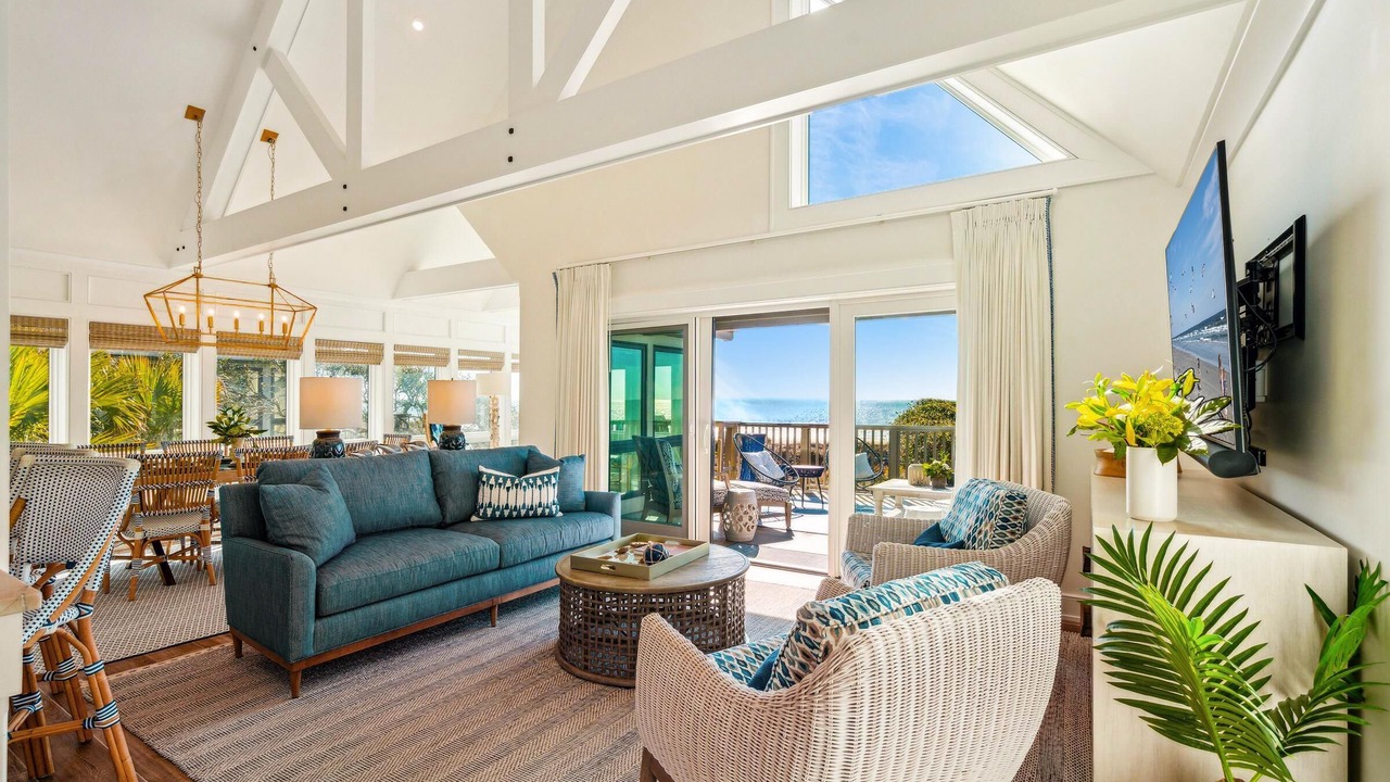 Photo of Livingroom in West Beach Village