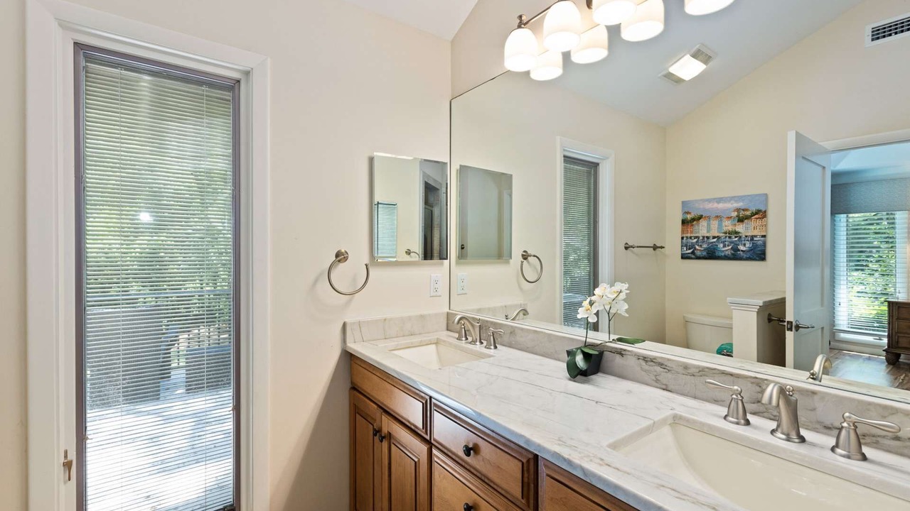 Photo of Bathroom in Heritage Woods