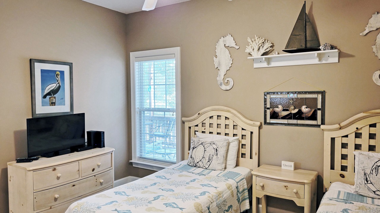 Photo of Bedroom in North Litchfield Beach