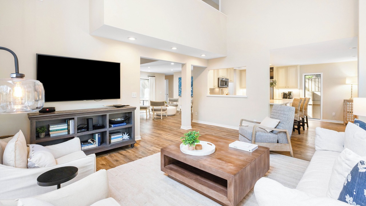 Photo of Livingroom in Heritage Woods