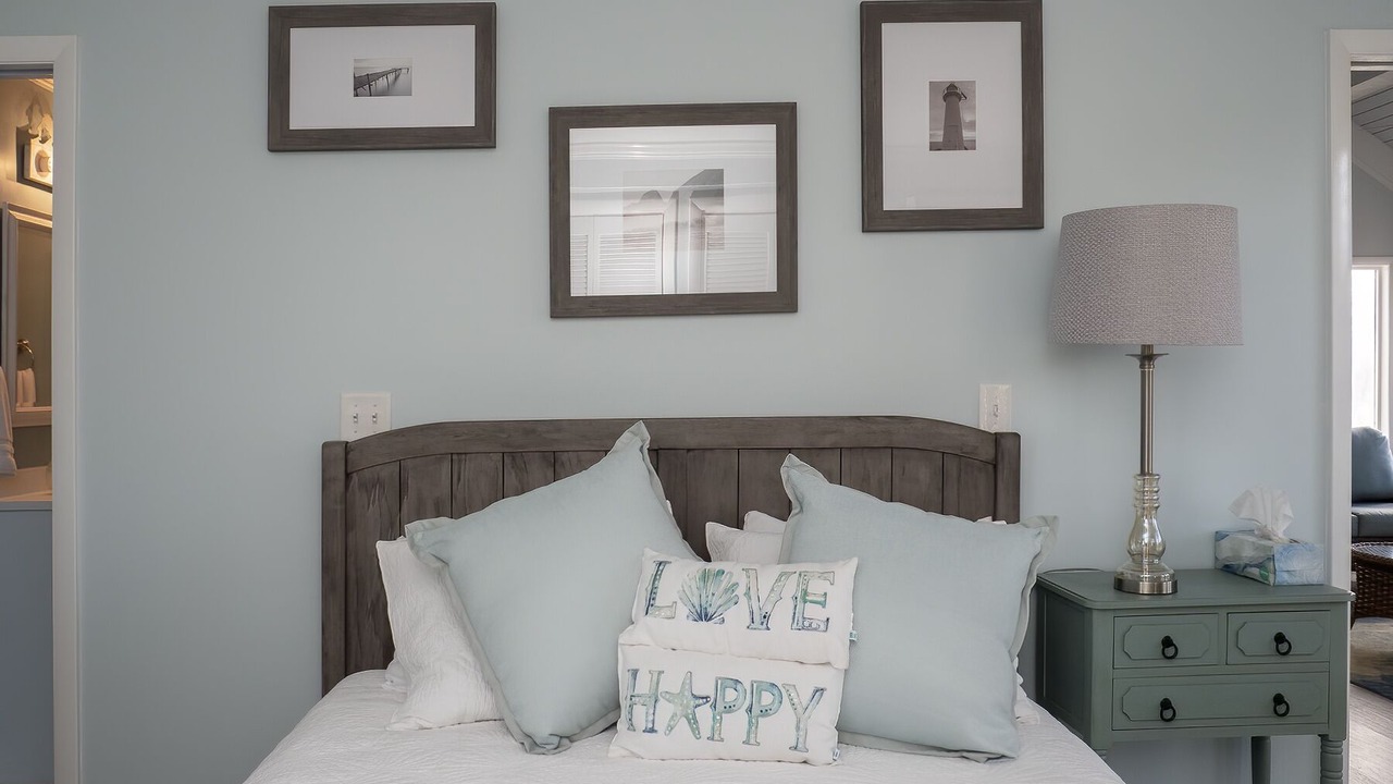 Photo of Bedroom in Sealoft Villas
