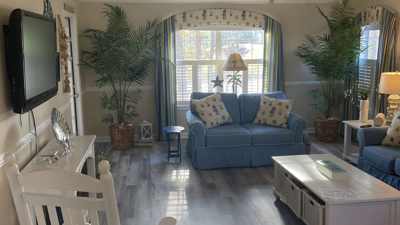 Photo of Livingroom in Pawleys Island