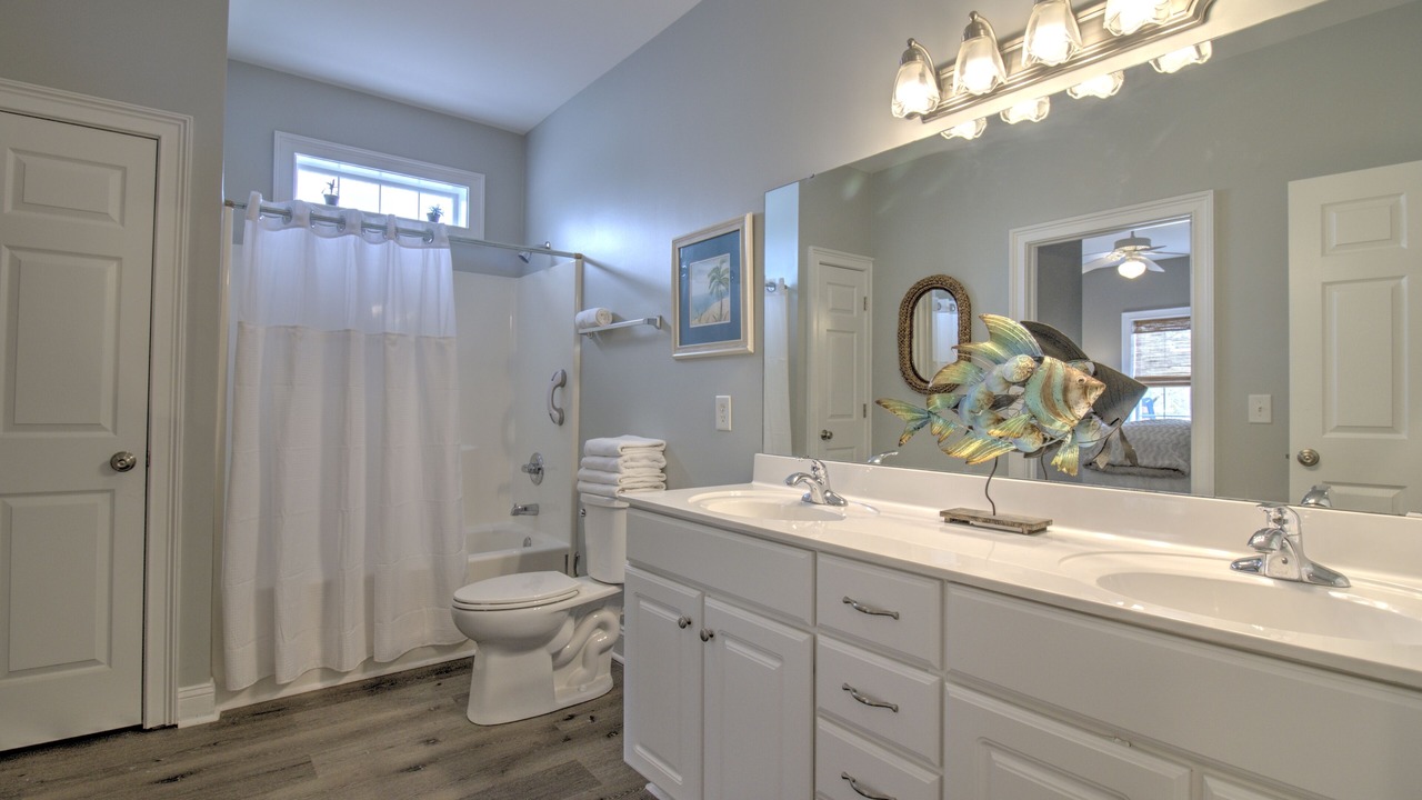 Photo of Bathroom in Crescent Beach