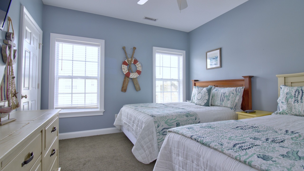 Photo of Bedroom in Crescent Beach