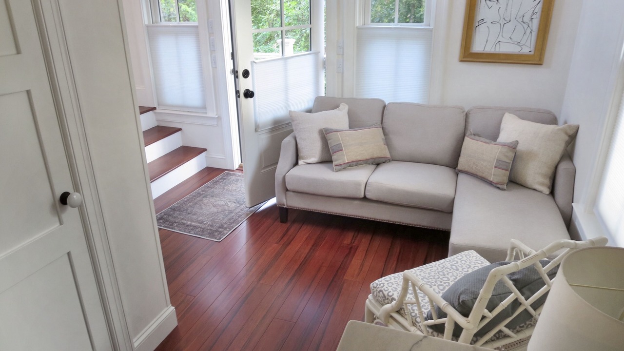 Photo of Livingroom in Mount Pleasant