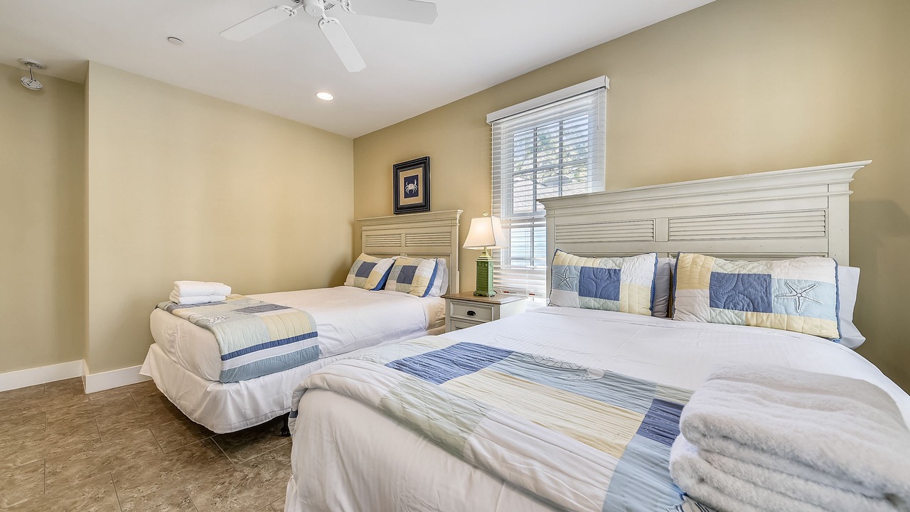 Photo of Bedroom in Melrose on the Beach