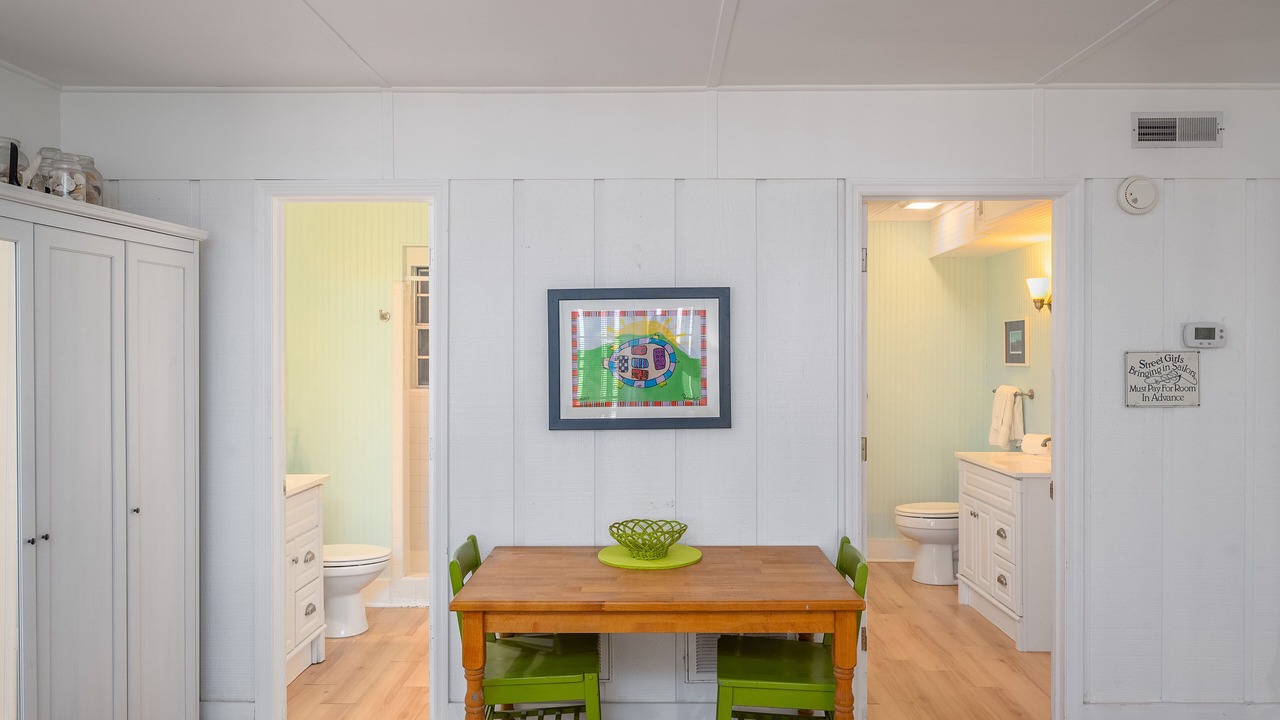 Photo of Bathroom in Savannah Beach