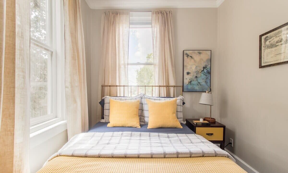Photo of Bedroom in Historic Downtown Savannah