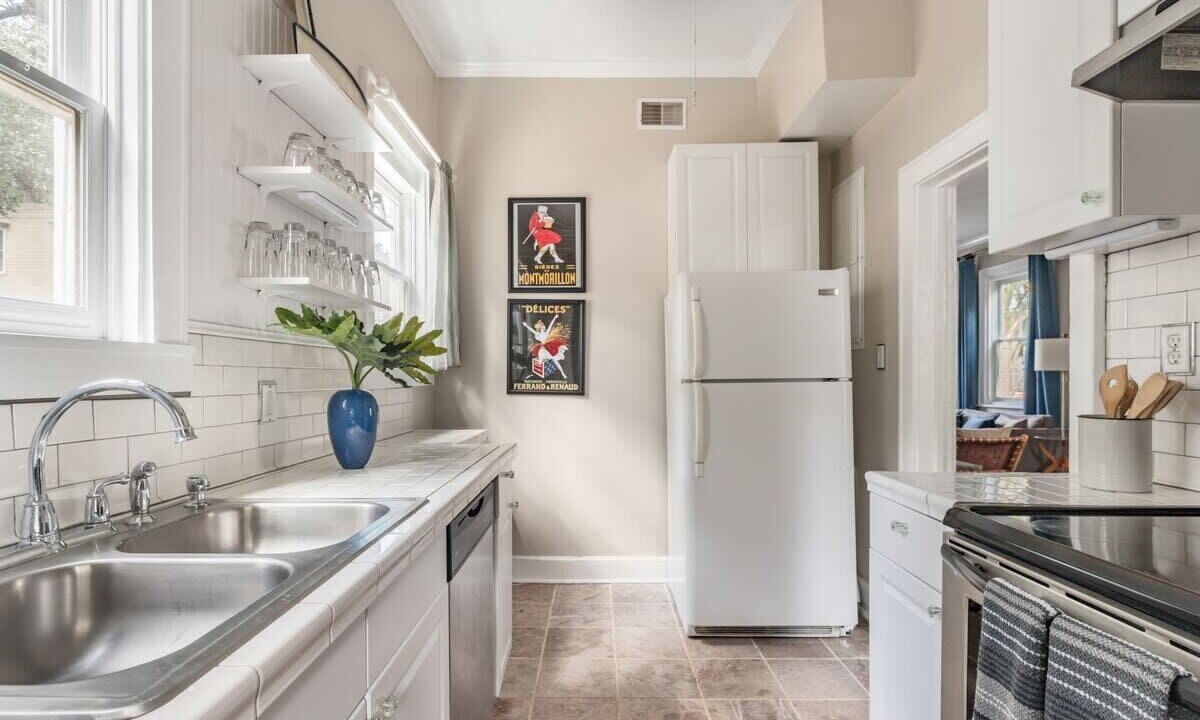 Photo of Kitchen in Historic Downtown Savannah