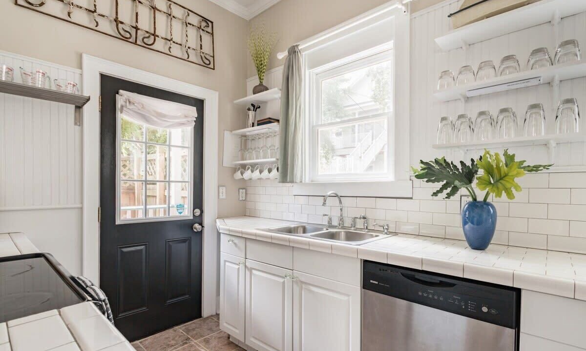 Photo of Kitchen in Historic Downtown Savannah