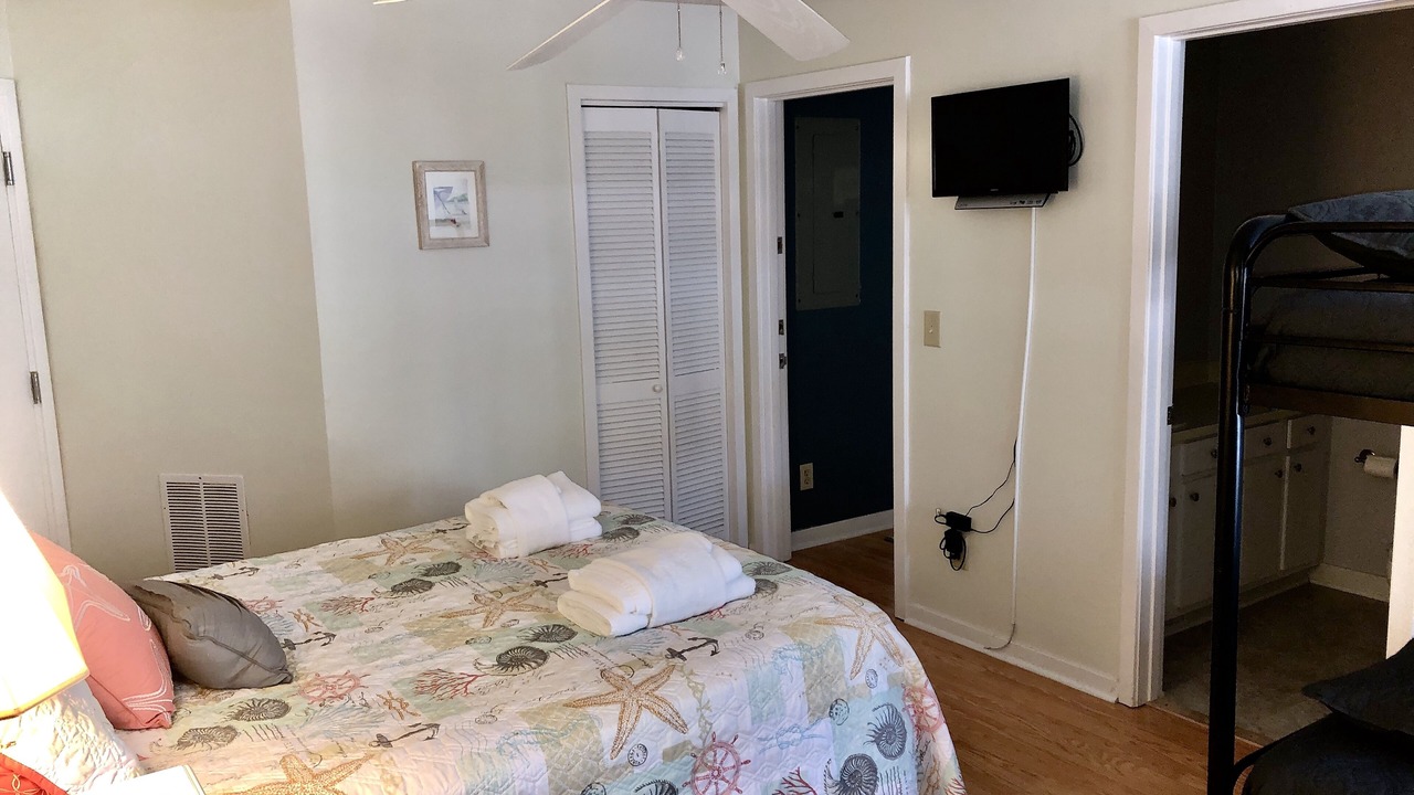Photo of Bedroom in Oak Grove