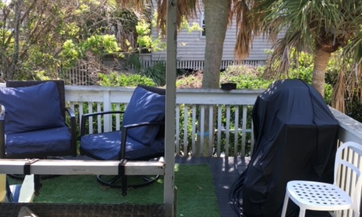 Photo of Patio Balcony in Sullivan's Island