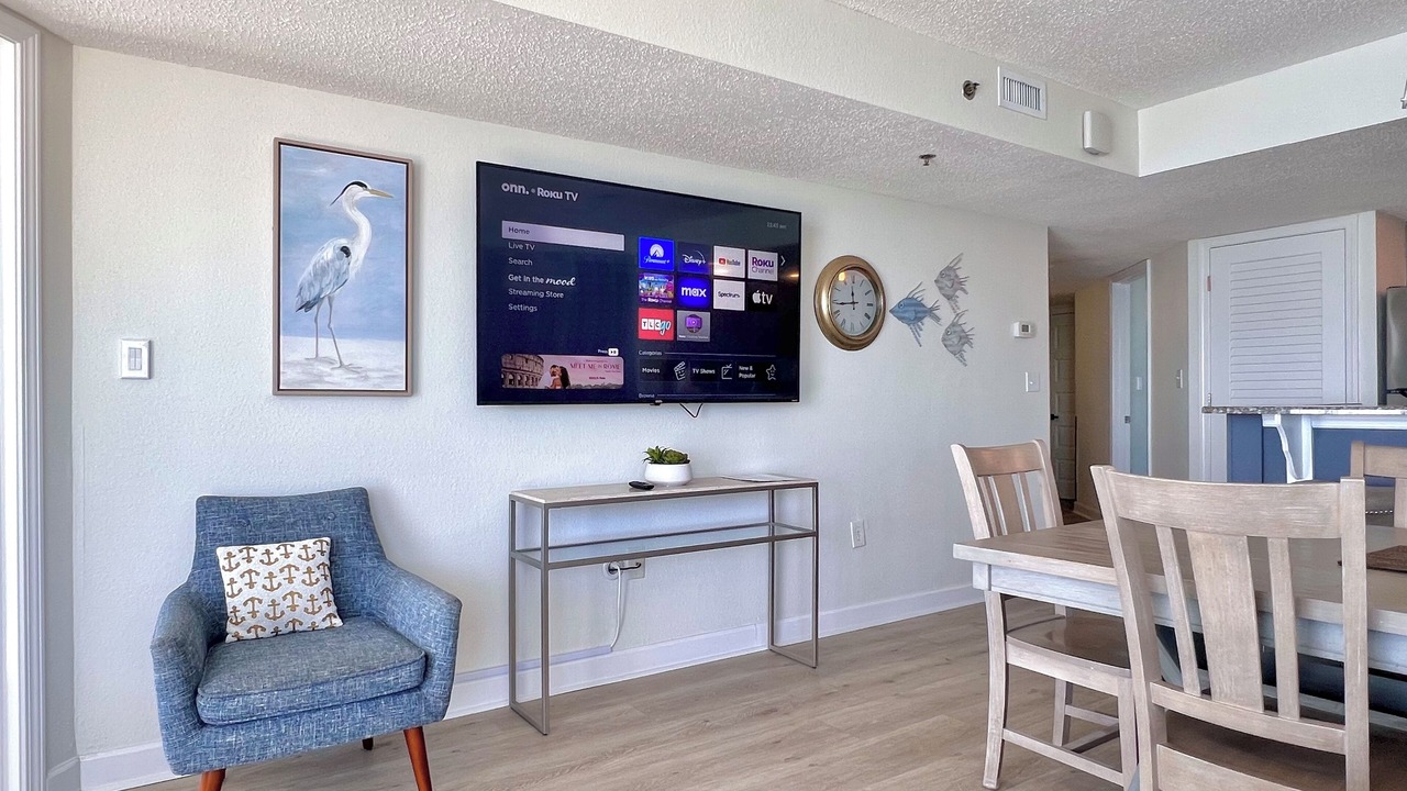 Photo of Livingroom in Arcadian Shores