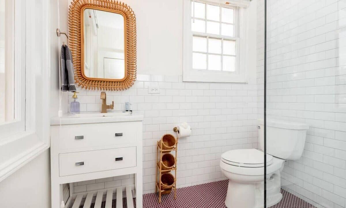 Photo of Bathroom in Cannonborough Elliotborough