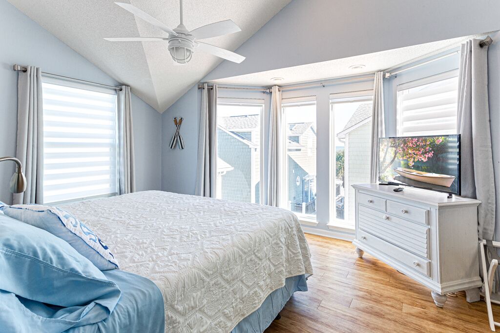 Photo of Bedroom in Surfside Beach