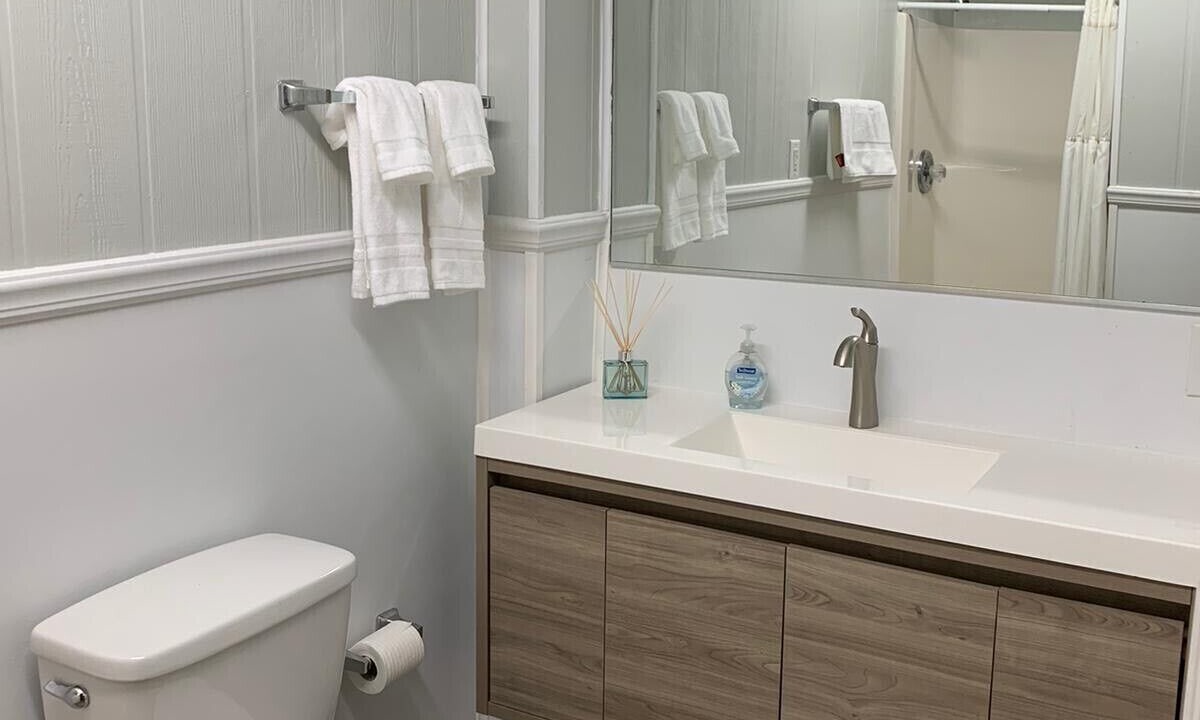 Photo of Bathroom in Beaufort